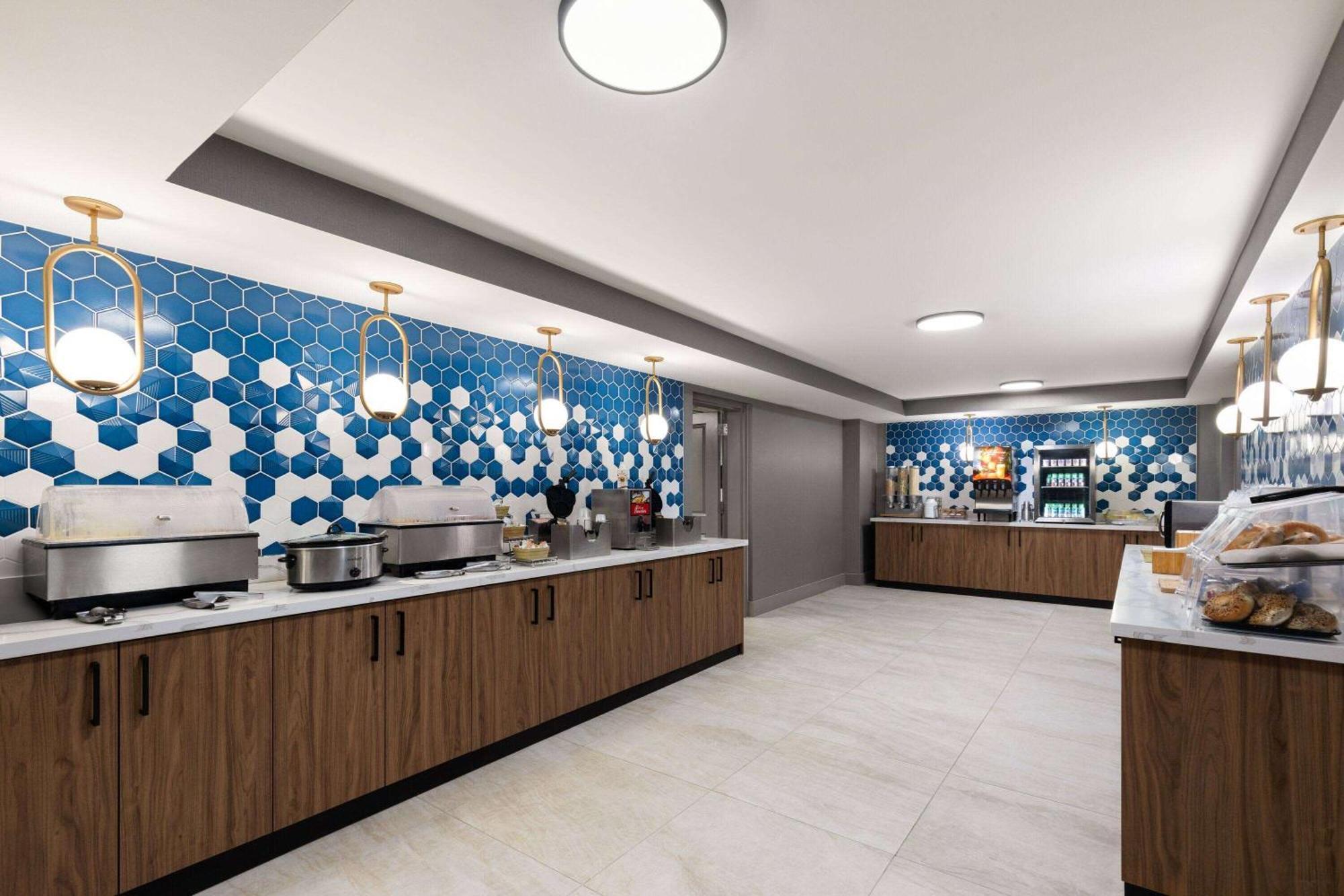 La Quinta By Wyndham Knoxville Central Papermill Экстерьер фото