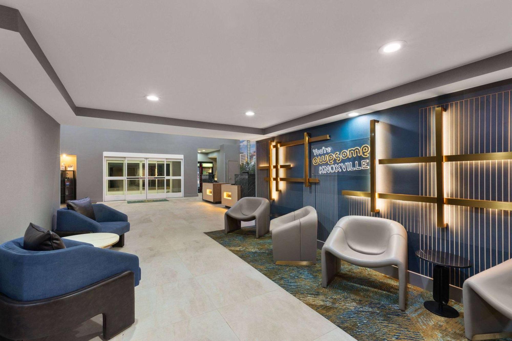 La Quinta By Wyndham Knoxville Central Papermill Экстерьер фото