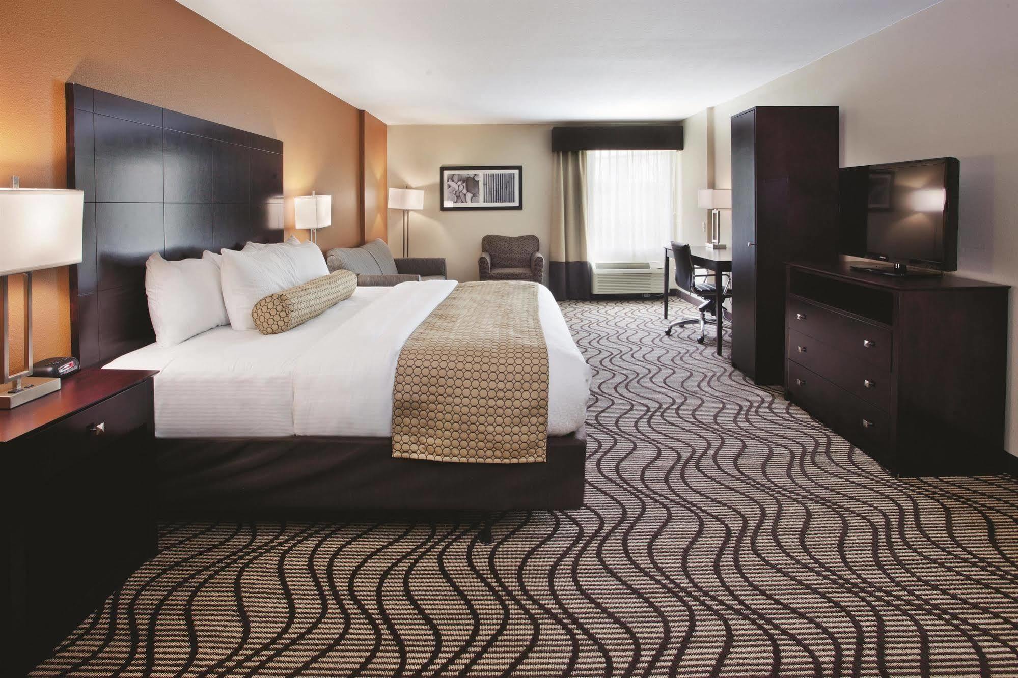 La Quinta By Wyndham Knoxville Central Papermill Экстерьер фото